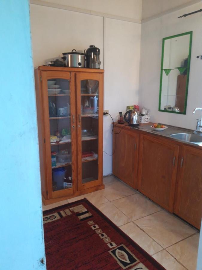 Tranquil Guest House Buccoo Bagian luar foto